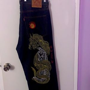 Streetwear, y2k , jeans , trendy.